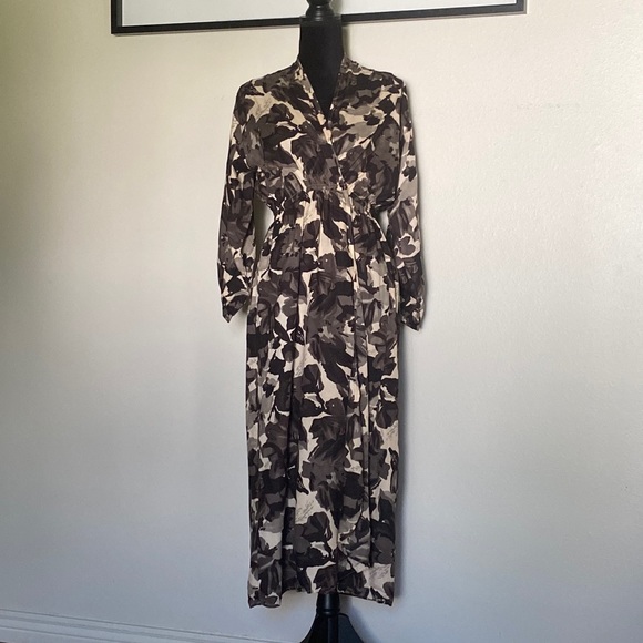 Panache Dresses & Skirts - Panache Dress Wrap Around Snap in Front Dress